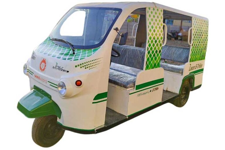 Wardwizard Innovation & Mobility sends customized electric three-wheeler to the Philippines |