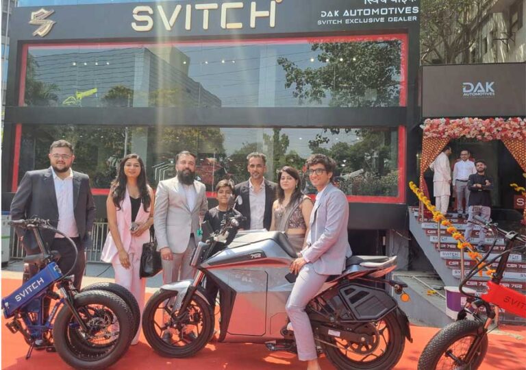 Svitch bikes enter Pune in collaboration with Dak Automotives. Vampire