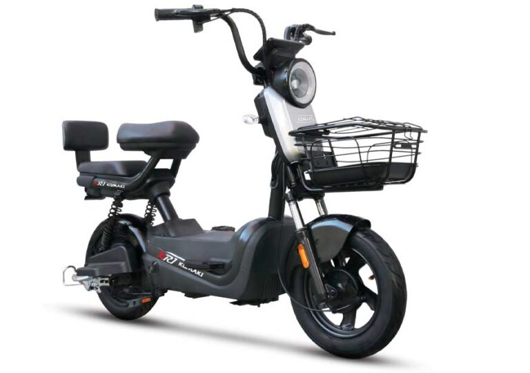 Komaki Electric launched the XR1 series at INR 29,999, again defined cheap smart mobility vampires