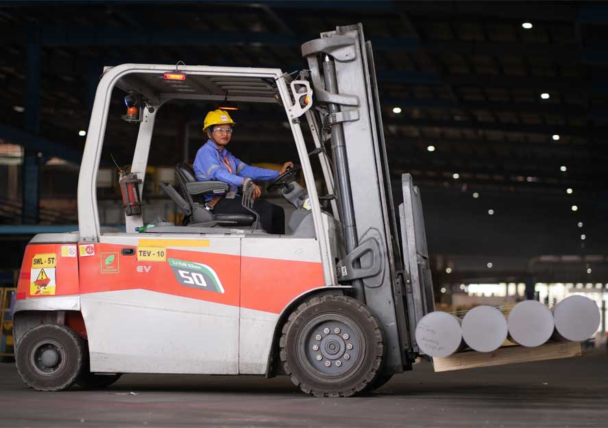 Vedanta Aluminum doubles India's largest electric forklift fleet.